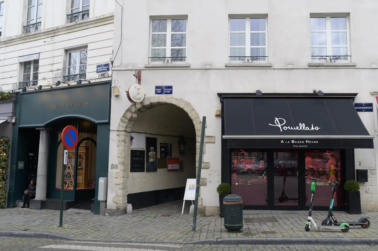 Private En-Suite Room In The Heart Of Le Sablon Bruxelles